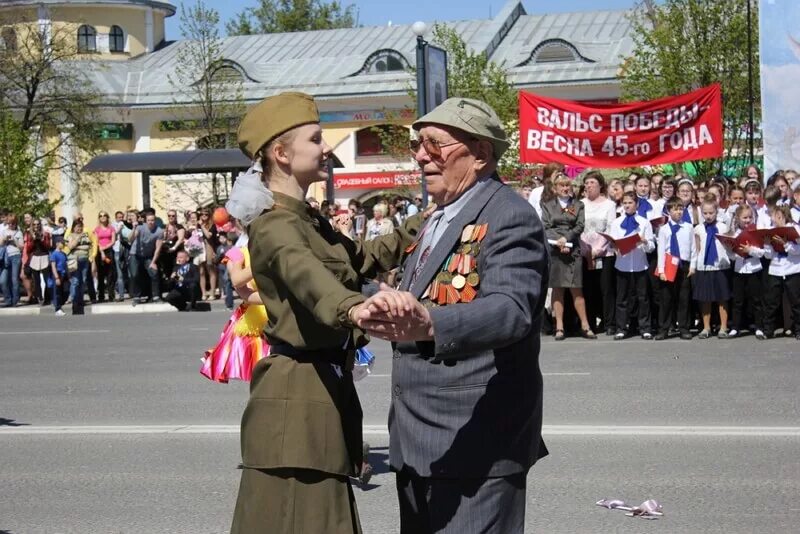 Вальс Победы Челябинск. Вальс ветеранов. День Победы вальс. Танцы ветеранов. Победный вальс