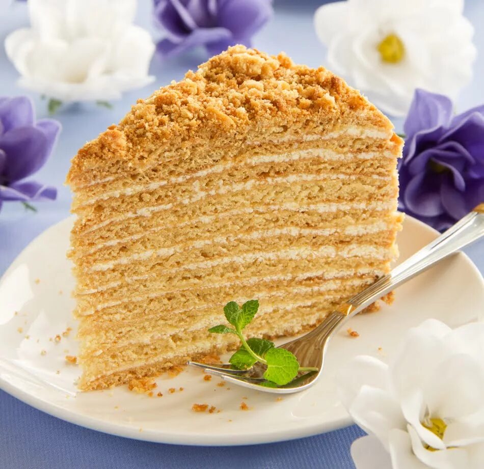 мишель медовик. медовик сметанковый. домашний медовик со сметанным кремом. торт медовик ольга матвей. медовик заливной со сметанным кремом.