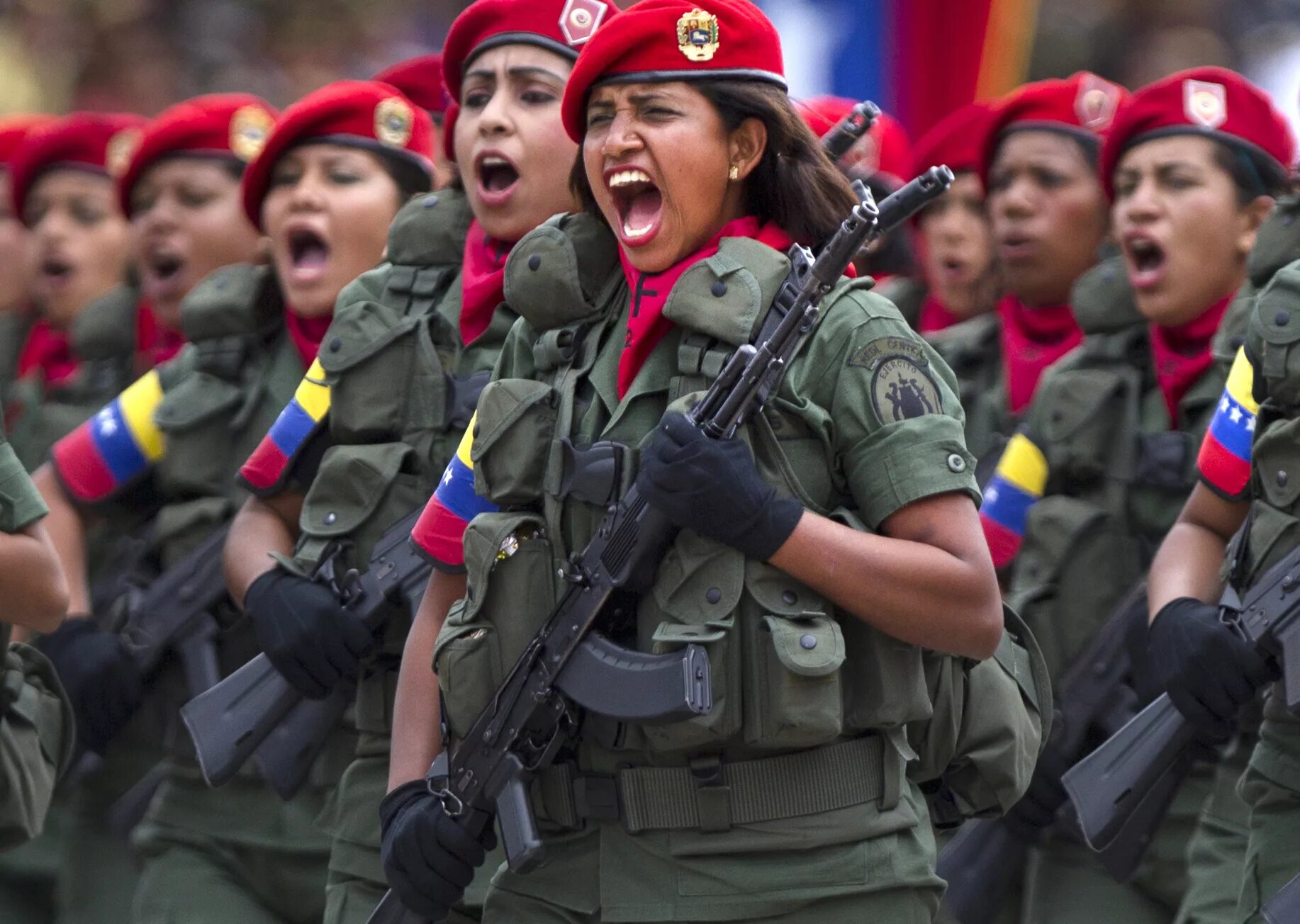 Военный мир. Венесуэльская армия. Женщины в армиях мира. Армии Латинской Америки. Форма армии Венесуэлы.