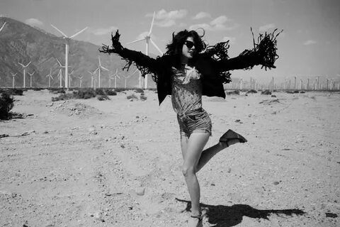 Actress and musician Annie Monroe in Joshua Tree, Calfornia. 