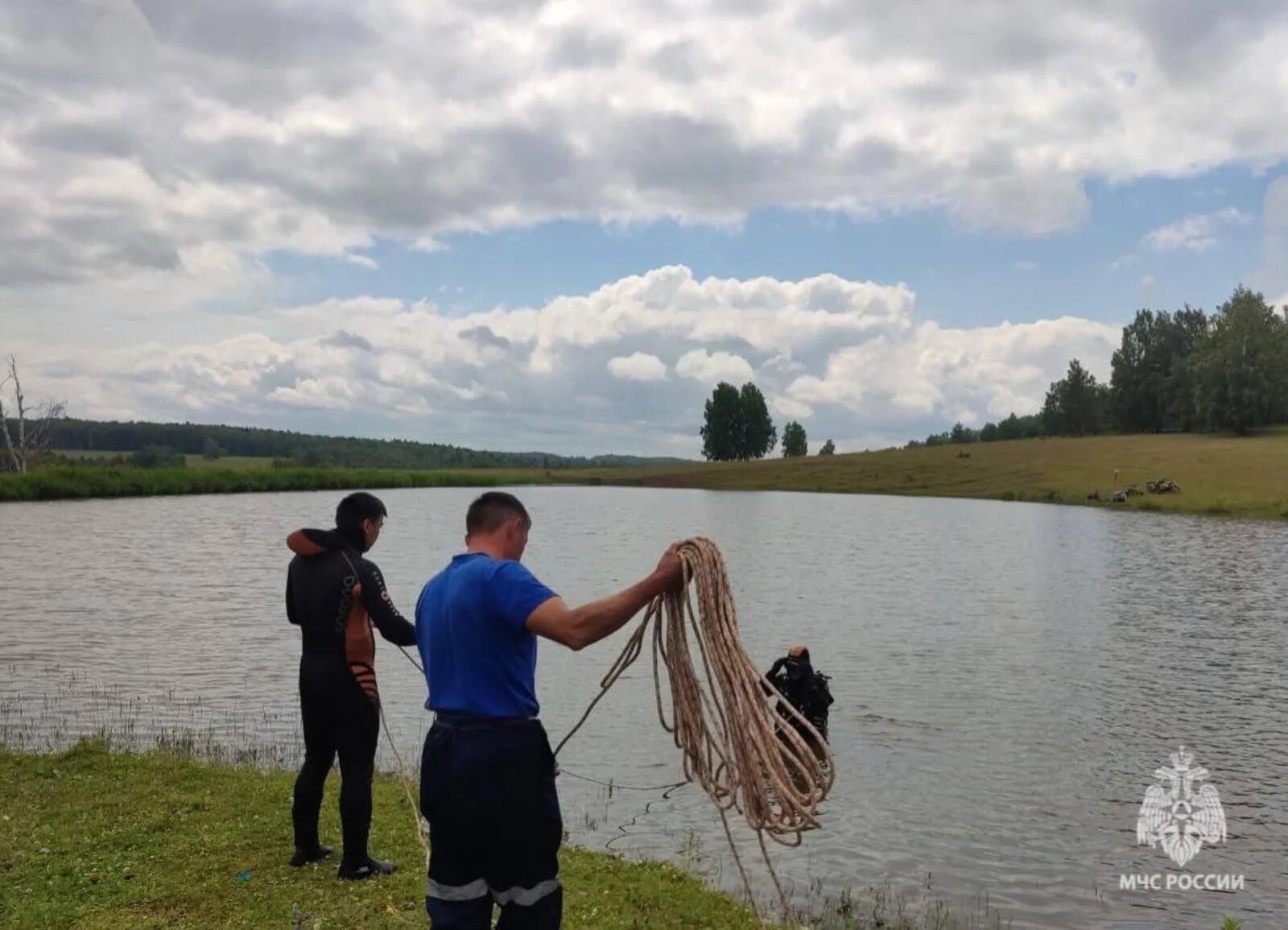 Купание в реке. Купаемся в Башкирии. Водохранилища Омской области. Купание в водоемах. Утонувшая деревня