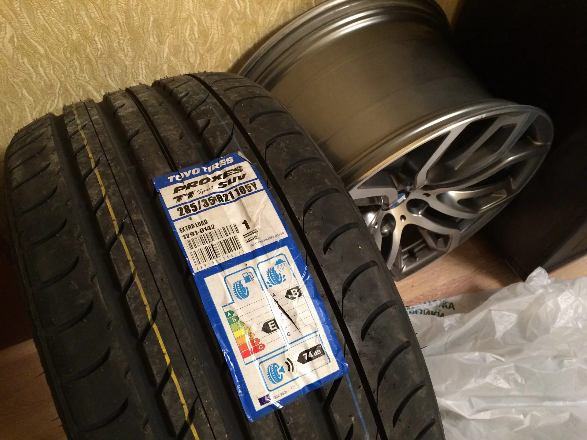 Купить 285 45 r21. 285/35 R21. Toyo PROXES 295/40 r22. PROXES Sport 315/30 r21 105y. Toyo PROXES Sport 275/35 r21.