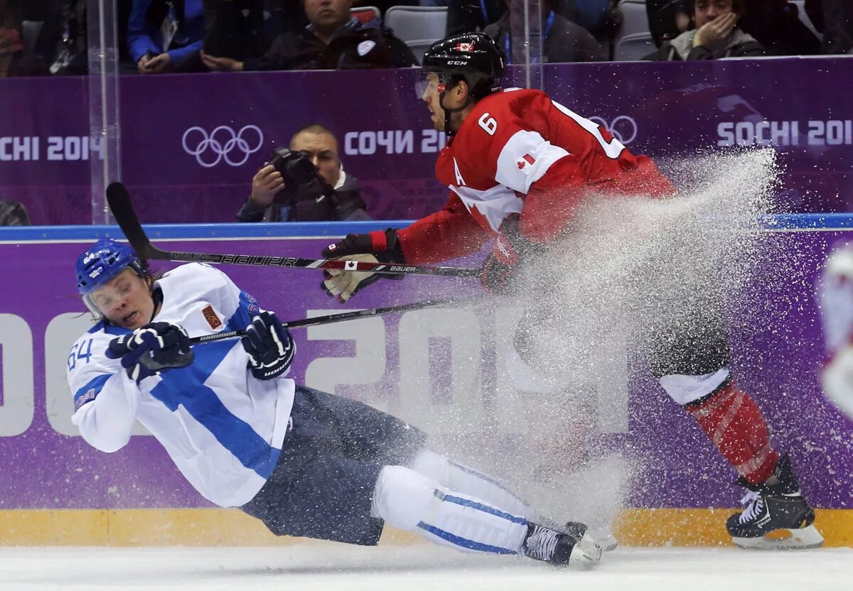 Хоккей с шайбой 2014. Хоккей Канада Олимпийские игры Сочи-2014. Ши Вебер силовой прием.