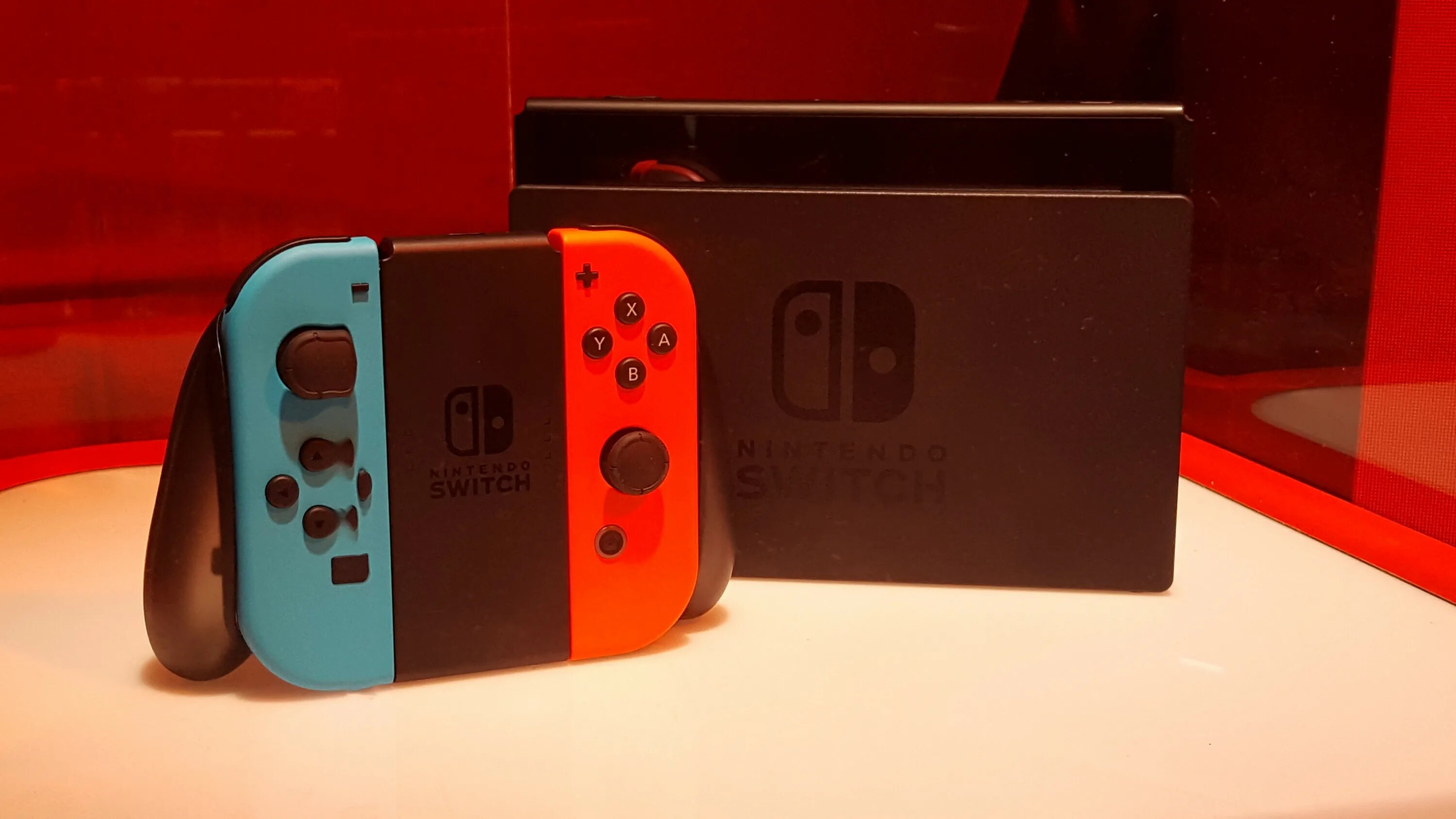 Nintendo switch oled white. Китайская nintendo switch. Nintendo switch 2. Нинтендо свитч за 5000 рублей. Nintendo switch 32 gb.