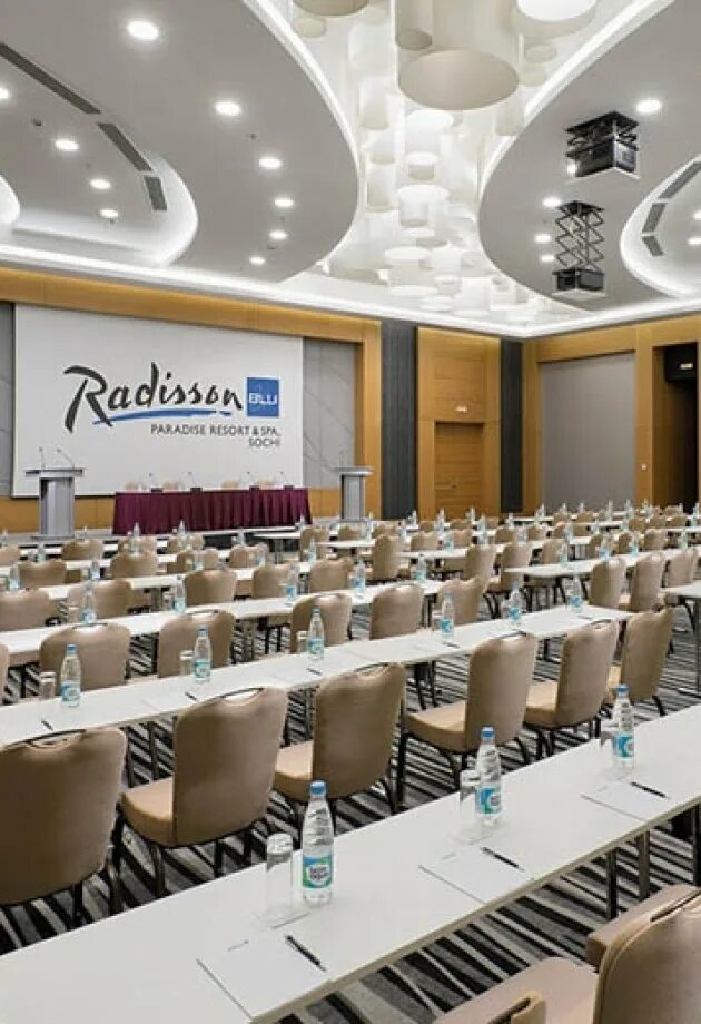 Конференц холл радиссон. Конференц холл радиссон. Рэдиссон роза хутор конференц зал. Рэдиссон сас роял. Radisson конференц зал.