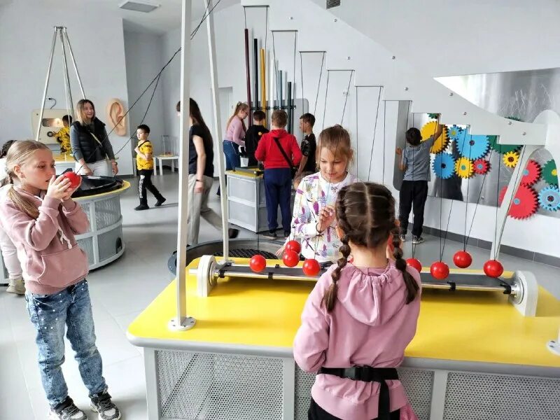 олимпиада школьников. лицей вектор нижнекамск. 23 февраля в библиотеке в школе. центордляодоренныхдетей тамбов. технопарк нижнекамск.