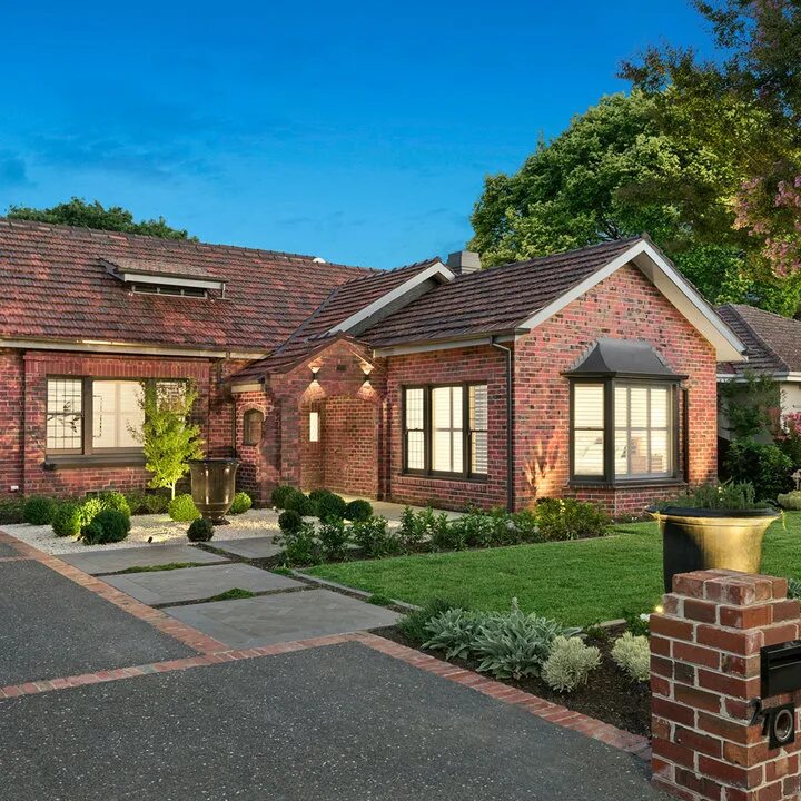 кладка одноэтажные дома. одноэтажный коттедж баварская кладка. одноэтажный коттедж. одноэтажный дом баварская кладка braer. одноэтажный дом 100м2 солома шоколад.