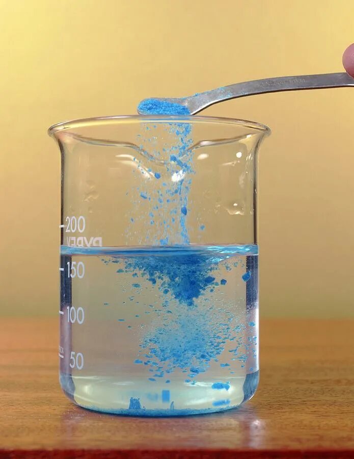 Реакция cuso4 и вода. Сульфат меди 2. cuso4. cuso4 раствор. медный купорос.