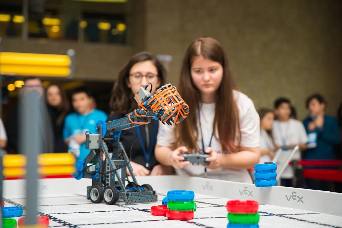 Vex робототехника. Робототехника кружок Vex IQ. Vex IQ соревнования. Мастер класс робототехника. Открытие робототехники