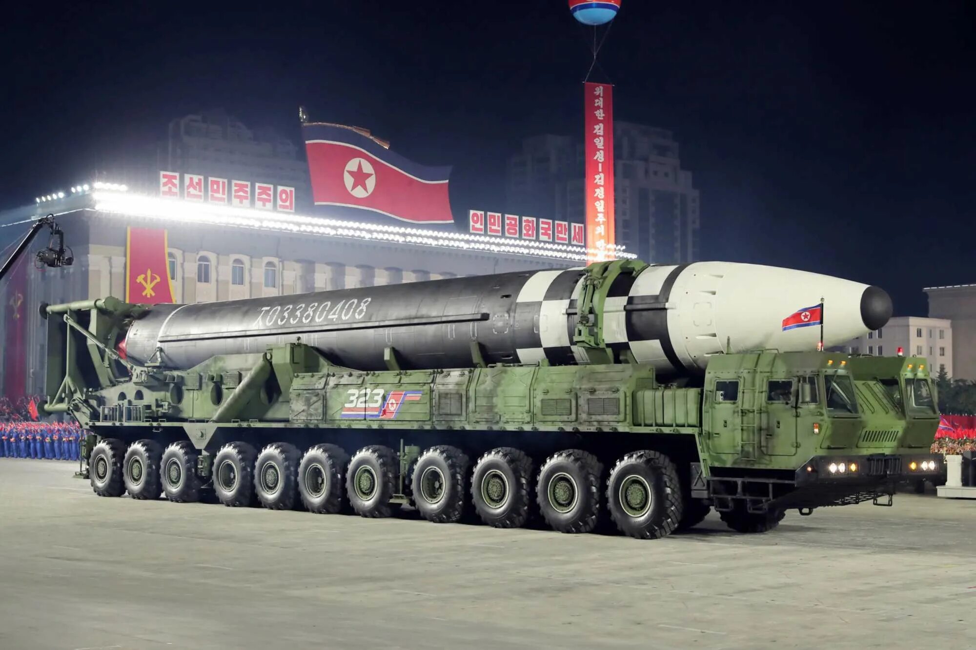 Корея оружие россии. Ракеты КНДР Хвасон. Баллистическая ракета КНДР. Hwasong-16 — межконтинентальная баллистическая ракета Северной Кореи. Ракета Хвасон 15.
