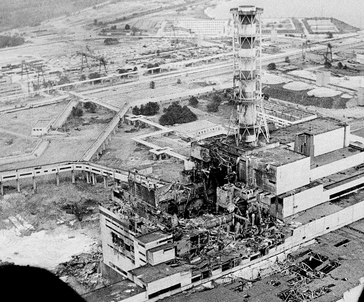 Chernobyl disaster. 4 Энергоблок Чернобыльской АЭС 1986. Атомная электростанция Чернобыль 4 энергоблок. ЧАЭС 1986 26 апреля. Чернобыль 26.04.1986.