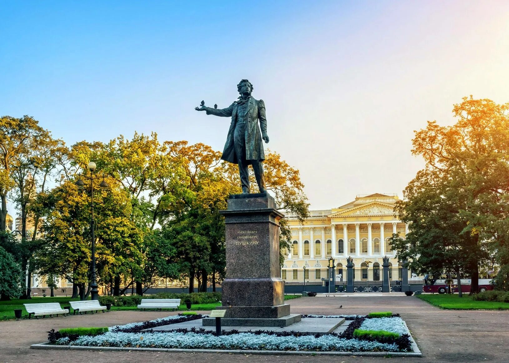С. Александр пушкин в санкт-петербурге. Аникушин памятник пушкину в санкт-петербурге. Коломяжский проспект памятник пушкину. Санкт петербург царскосельское лицей пушкин 1800.
