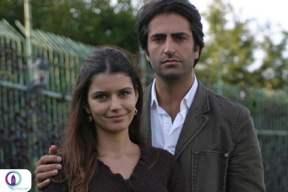 Берен саат и махсун. Берен и махсун кырмызыгюль:. Берен саат любовь и ненависть. Любовь и ненависть турецкий сериал 2005. Махсун кырмызыгюль и берен саат.