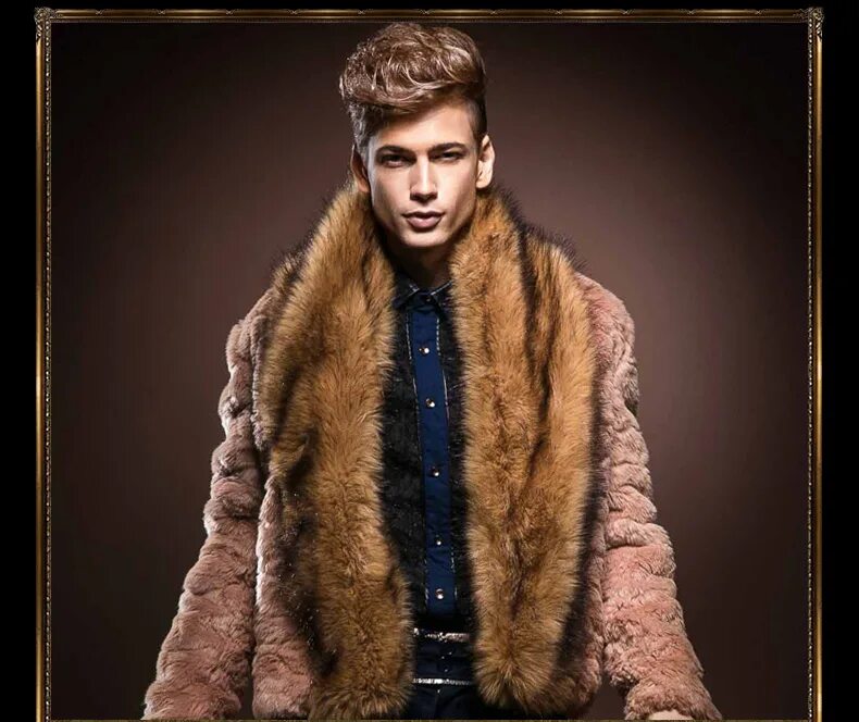 Мальчик одевает куртку. Macklemore в шубе. Красивый парень в шапке. Человек в зимней куртке в профиль. Мужчина в мехах.