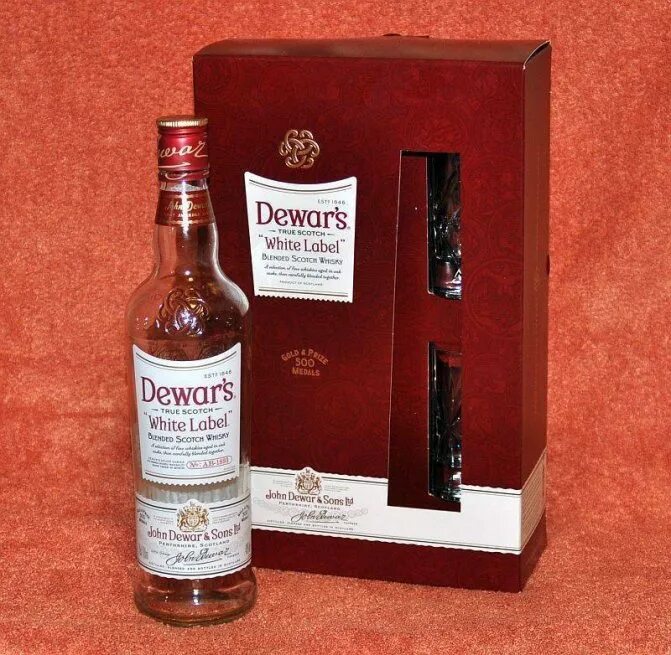 Dewar's отзывы. Дюарс 8. Виски Dewar's White Label 8. Дюарс Уайт лейбл.