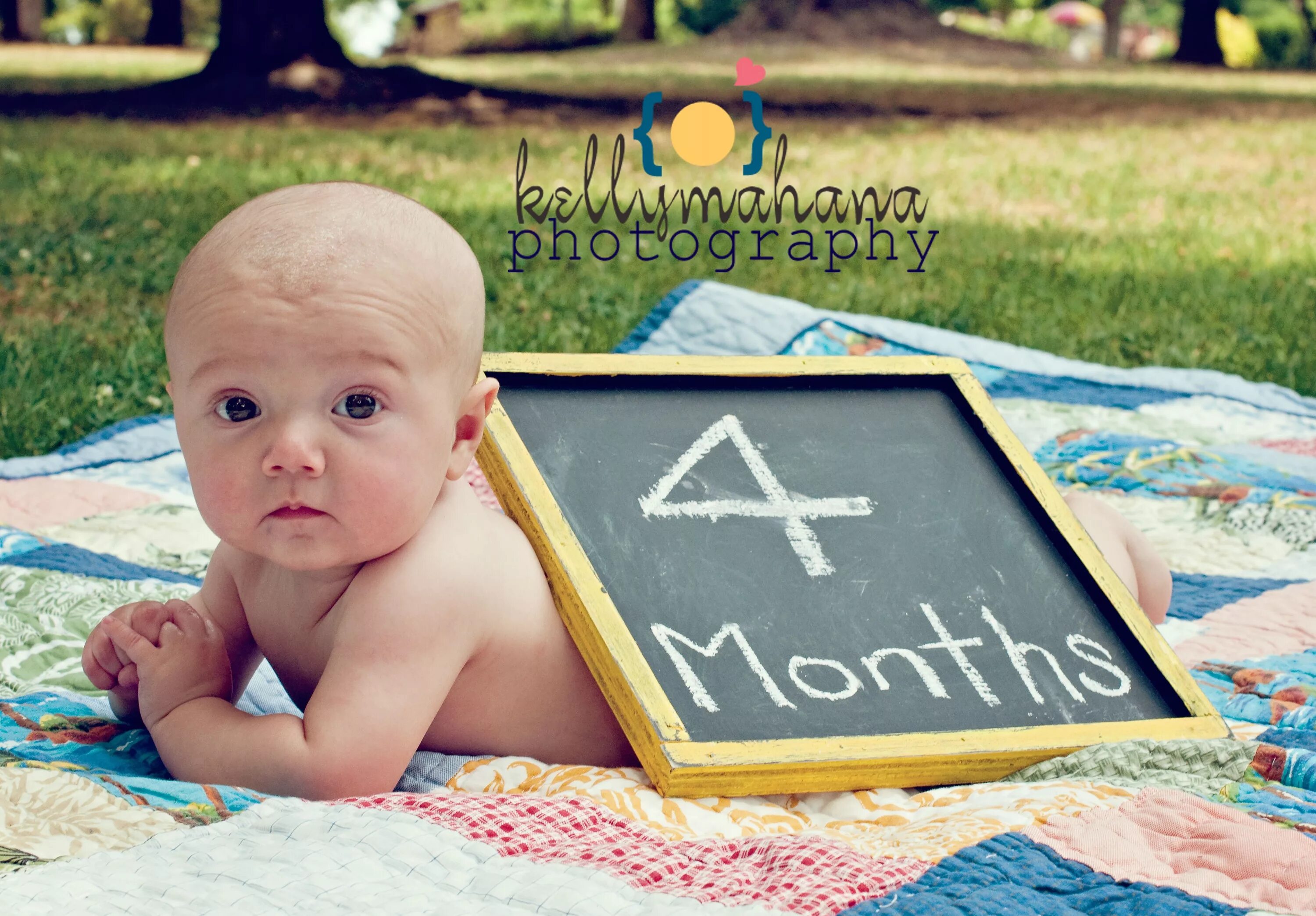 Малыши 4 месяца форум. 4 Months Baby. 4 Месяц сыну идея фотосессии. Маленький отпуск картинка. Four months Baby.