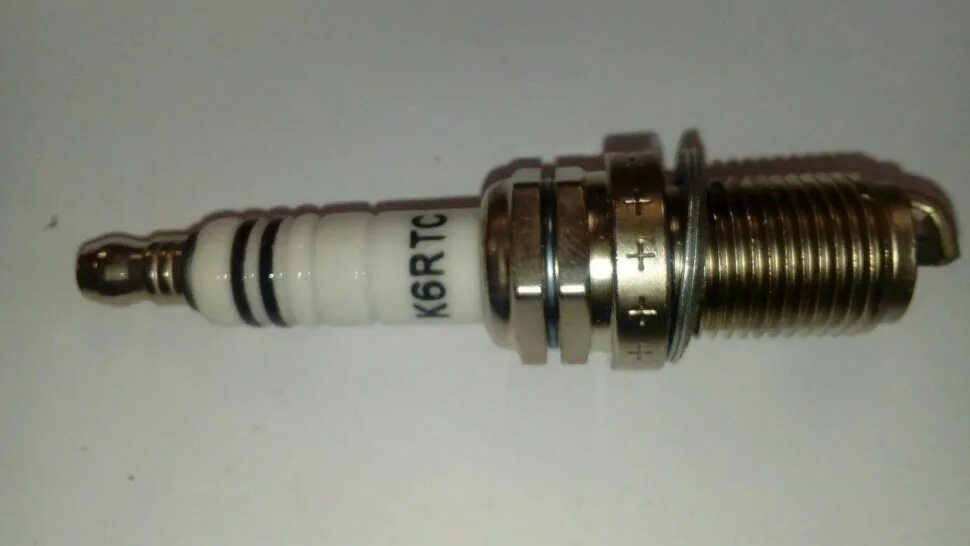 Свеча зажигания igp gl3. Свеча зажигания f7rtc для снегоуборочной машины. Свеча зажигания patriot f7rtc. Свеча зажигания 4t f7rtc huter. Свеча для четырехтактного двигателя.