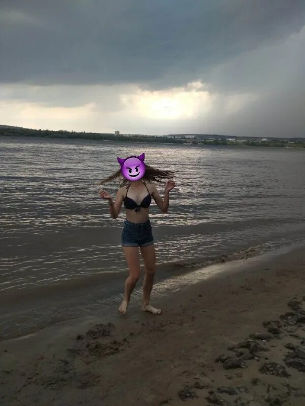 твои одноклассницы. твои одноклассницы телеграм. слив одноклассниц в шортиках. твои одноклассницы телеграм. селфи одноклассниц.