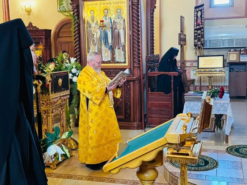 Храм благодатное небо. Храм благодатное небо