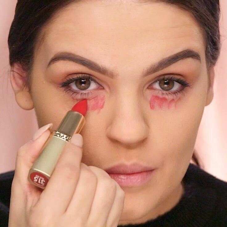 A tutorial on covering up domestic violence injuries with makeup sparks backlash