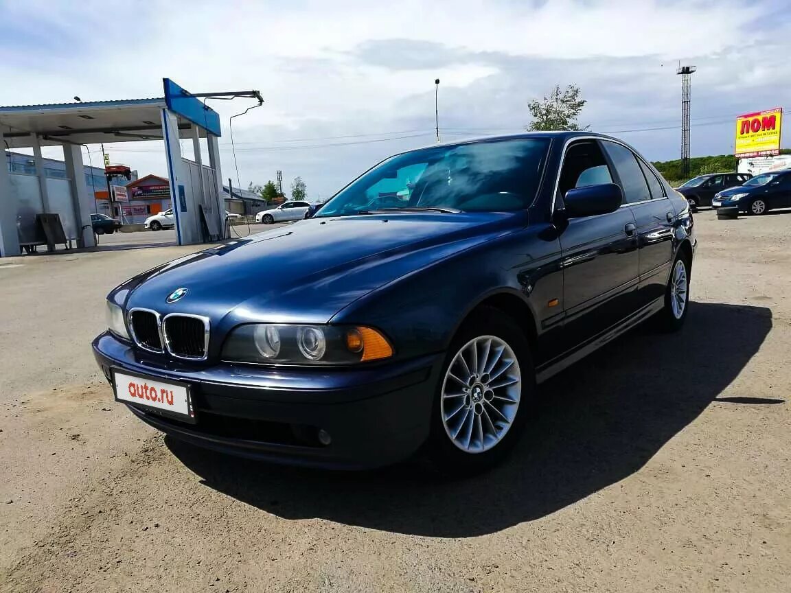 Автомобиль бмв с пробегом. BMW 525 2002. BMW 5 2002. BMW 525i 2002. БМВ седан 5 2002.