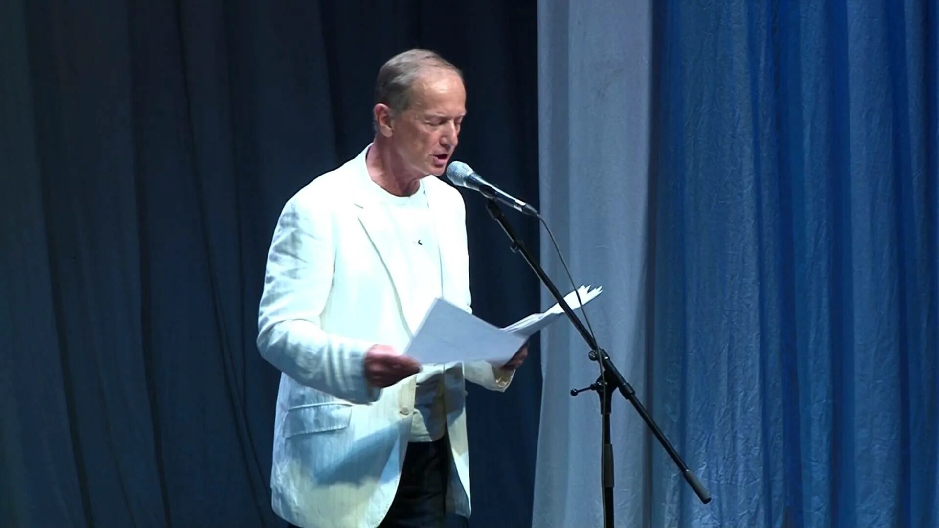 Михаил задорнов концерты. Михаил задорнов молодой. Михаил задорнов. Задорнов молодой. Михаил задорнов кконцерт.