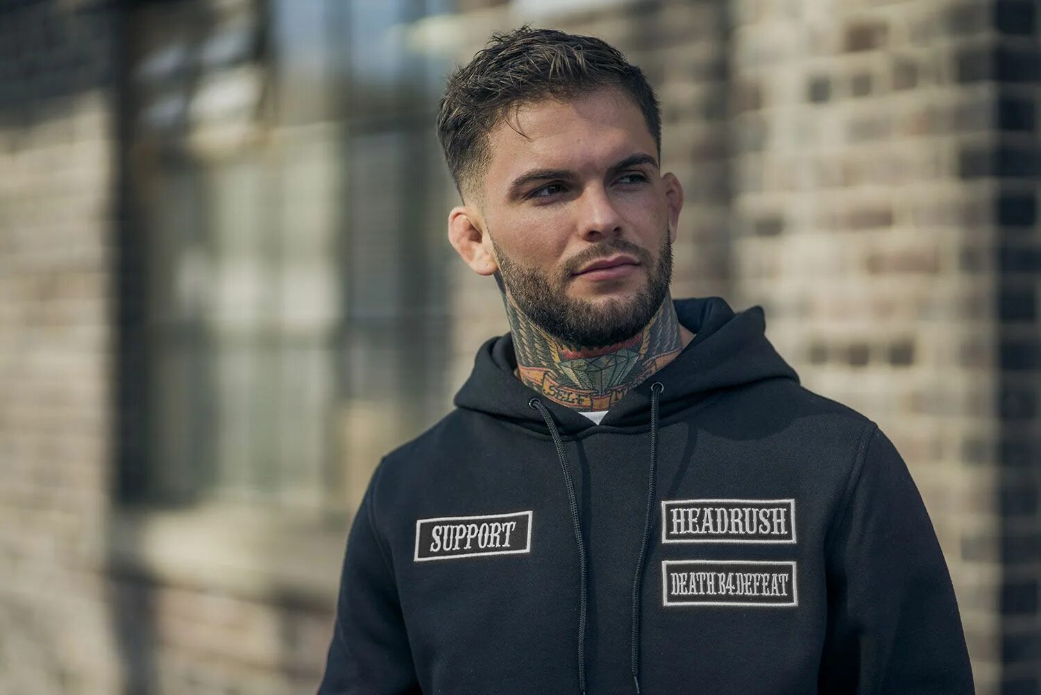 Гарбрандт. Cody Garbrandt. Cody Garbrandt прическа. Коди Гарбрандт стрижка. Коди Гарбрандт фото.
