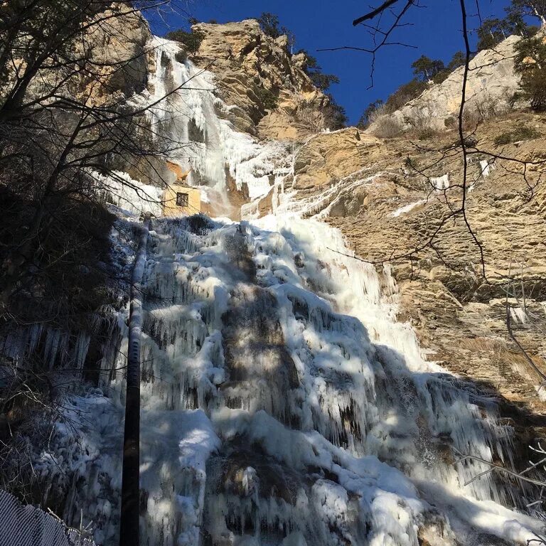 Водопад Учан-Су. Водопад "Учан-Су". Ялта, Крым.. Учан Су Ялта. Учан-Су водопад в Крыму смотровая. Высота водопада учан су в крыму