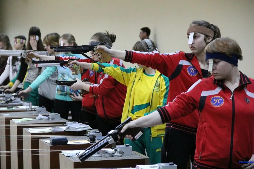 Тир чемпионов. Стрелковый клуб ДОСААФ Краснодар. Краснодарский краевой стрелково-спортивный клуб. Стрелковый тир ДОСААФ. Краснодарский стрелково-спортивный клуб ДОСААФ России.