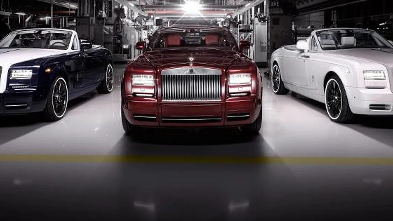 Налог на роскошь автомобили 2024 года. Rolls Royce Phantom Zenith collection. Rolls Royce Phantom Zenith. Rolls Royce Zenith collection. Rolls Royce роскошь.
