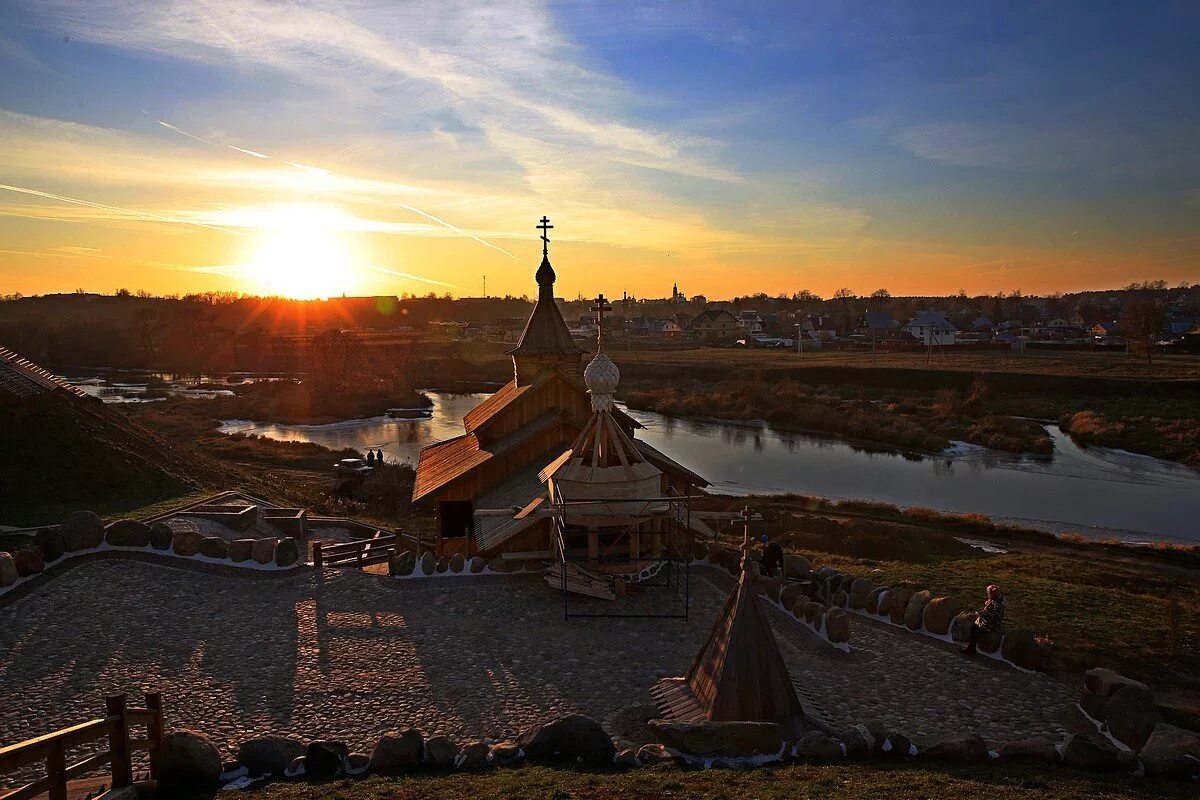 г боровск калужская область. боровский кремль боровск. боровск калужская губерния. городское поселение город боровск достопримечательности. старообрядческая церковь в боровске калужской области.