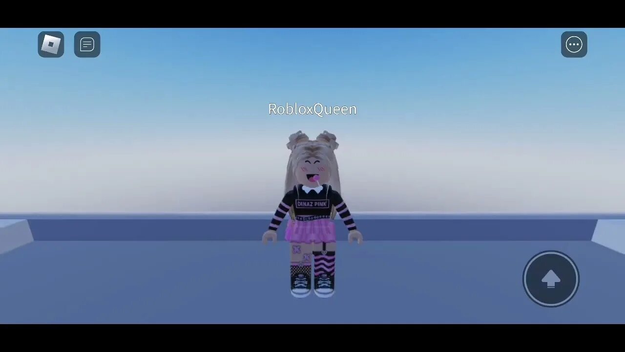 Скин квинки коды. Ник роблокс квин. Roblox queen ананас. Квинка роблокс ананас. Никнейм roblox queen.