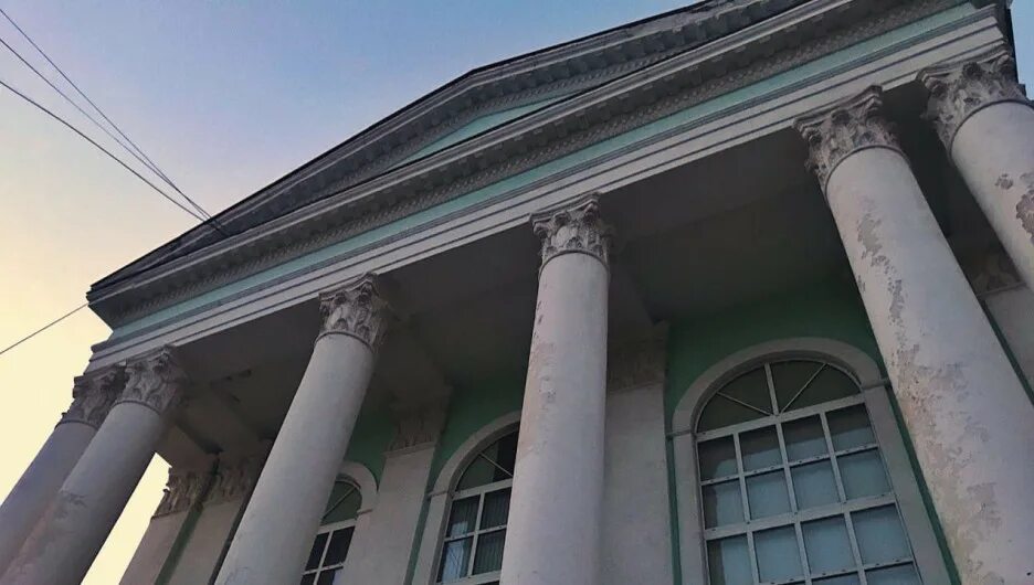 Краевой дворец творчества детей и молодежи. Дворец пионеров барнаул. краевой дворец барнаул пионеров 2. алтайский краевой дворец молодежи. здание краевого дворца пионеров барнаул.
