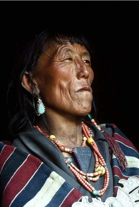 Жители Гималаев. Гималайский человек. Жители Тибета. Гималаи люди