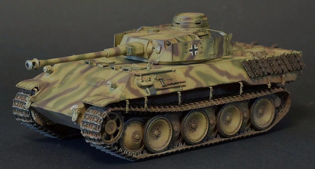 13 5 1 35. Танк пантера pz4. PZ 4 Panther. Т-5 пантера 1/35 звезда. ПЗ 4 С башней пантеры.