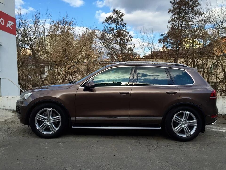 Диски туарег нф. Диски talladega r20 touareg. диски на vw touareg r20. vw touareg r20. touareg nf диски r20.
