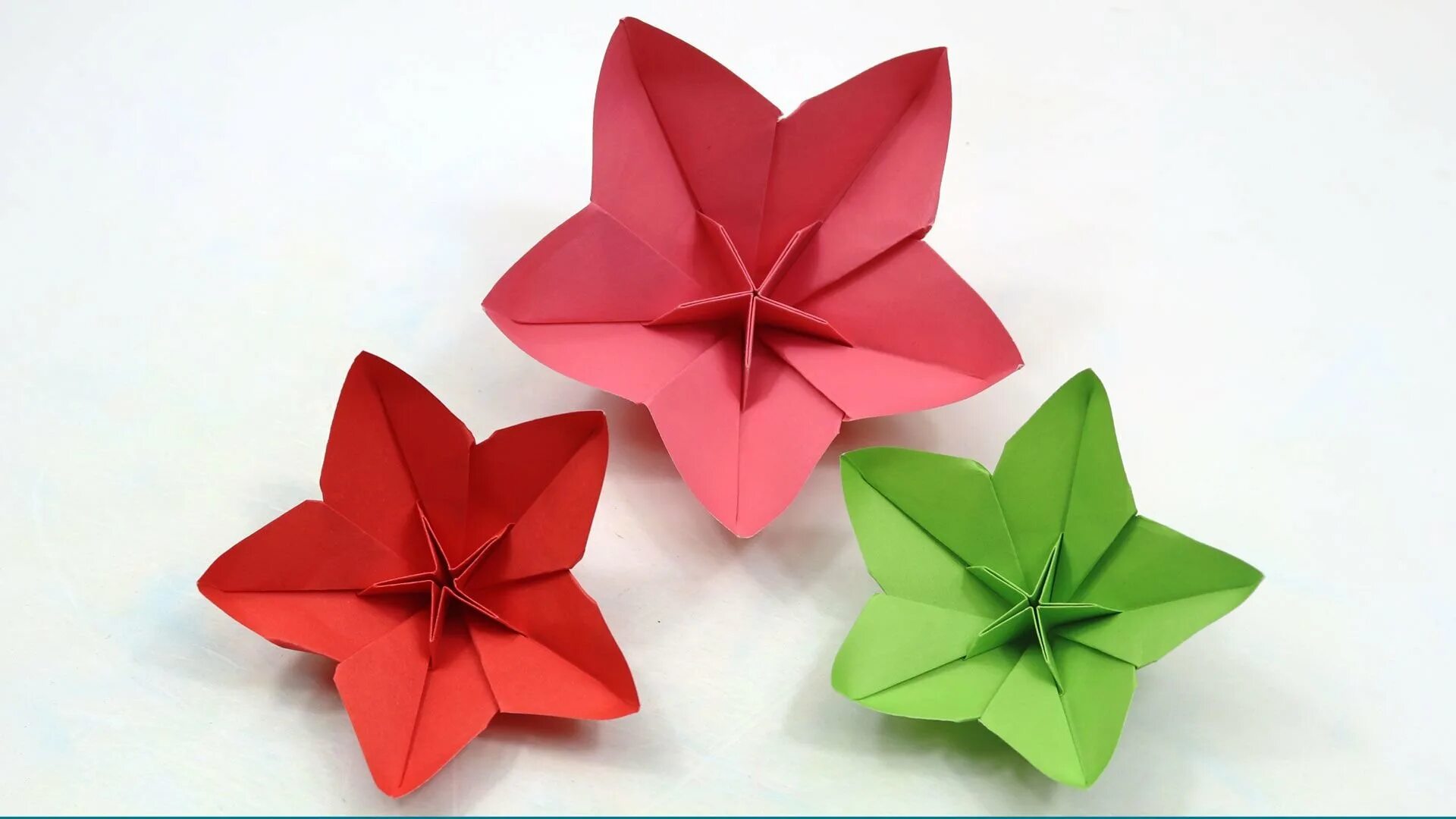 Оригами. Оригами цветочек. Красивые цветы оригами. Оригами для малышей цветок.
