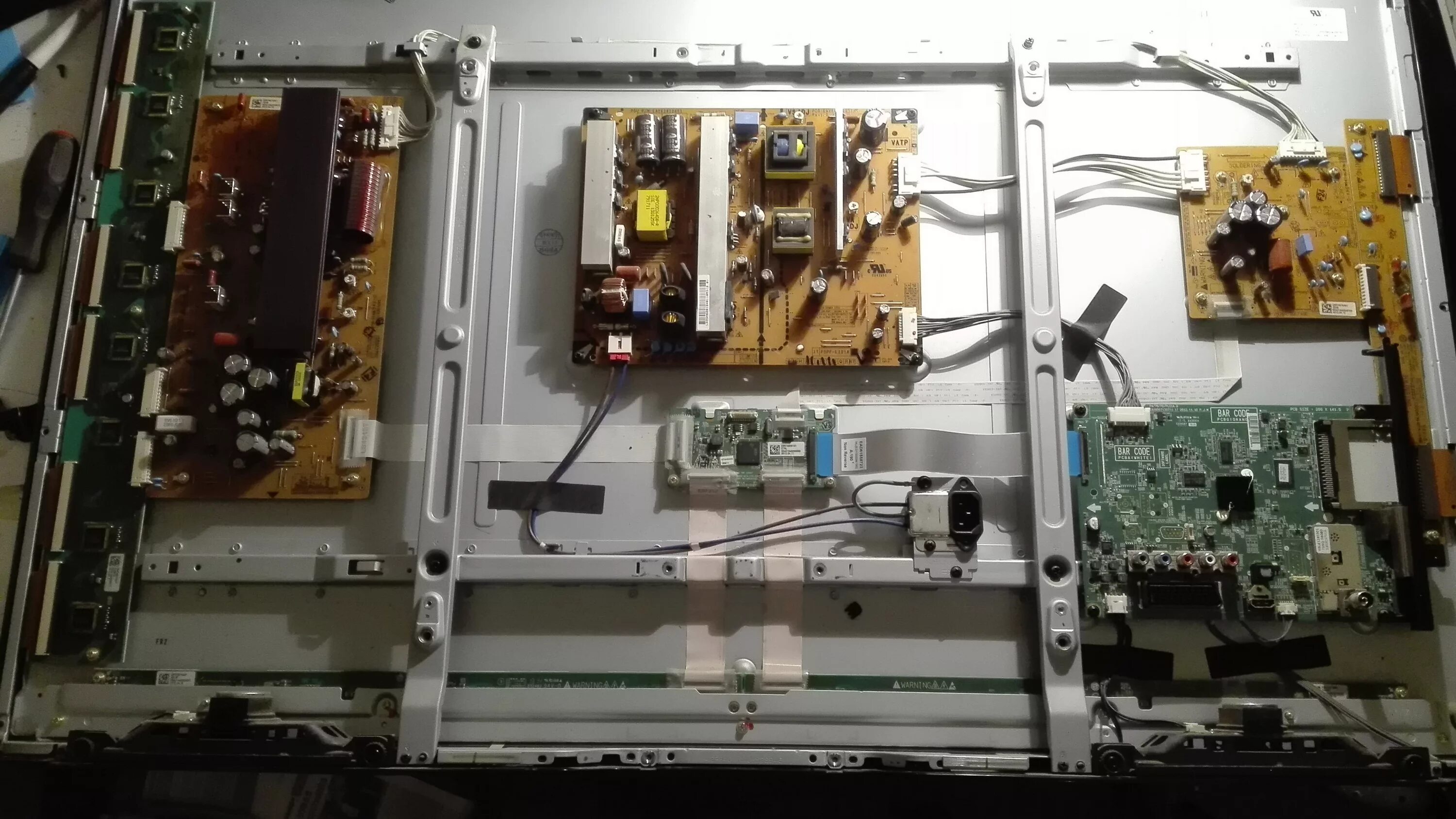 ловринак. D za. плазменный телевизор lg 42pa4510. диван style софи двухместный. D za.