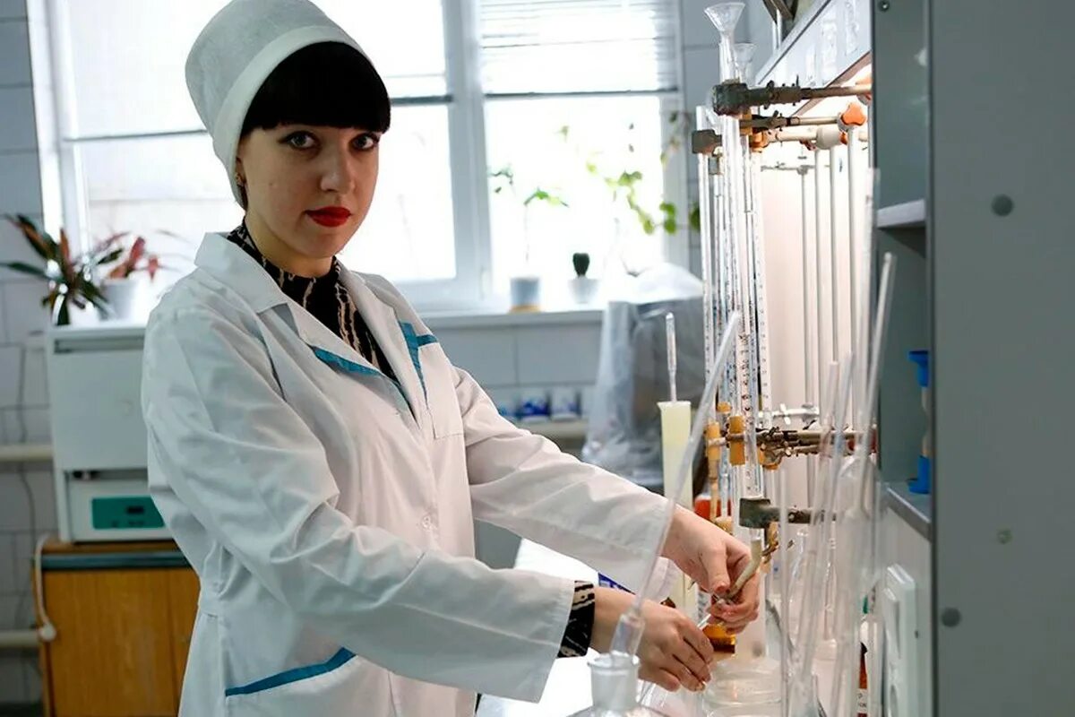 Молокозавод железногорск курская. Ооо кмпз. Свежие вакансии курская обл железногорск. Курский мясоперерабатывающий завод в с линец. Линец курская область мясокомбинат.
