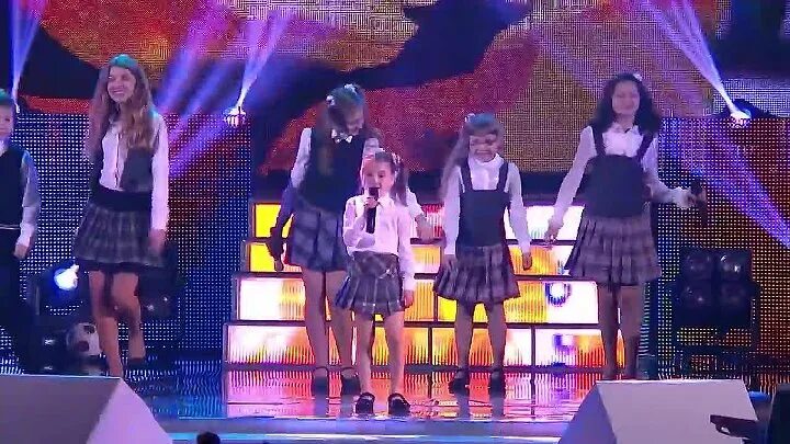 Непоседы 2004. Непоседы попурри началова. Алена малиновская непоседы. Состав лабинской группы попурри. Непоседы попурри гайдай.