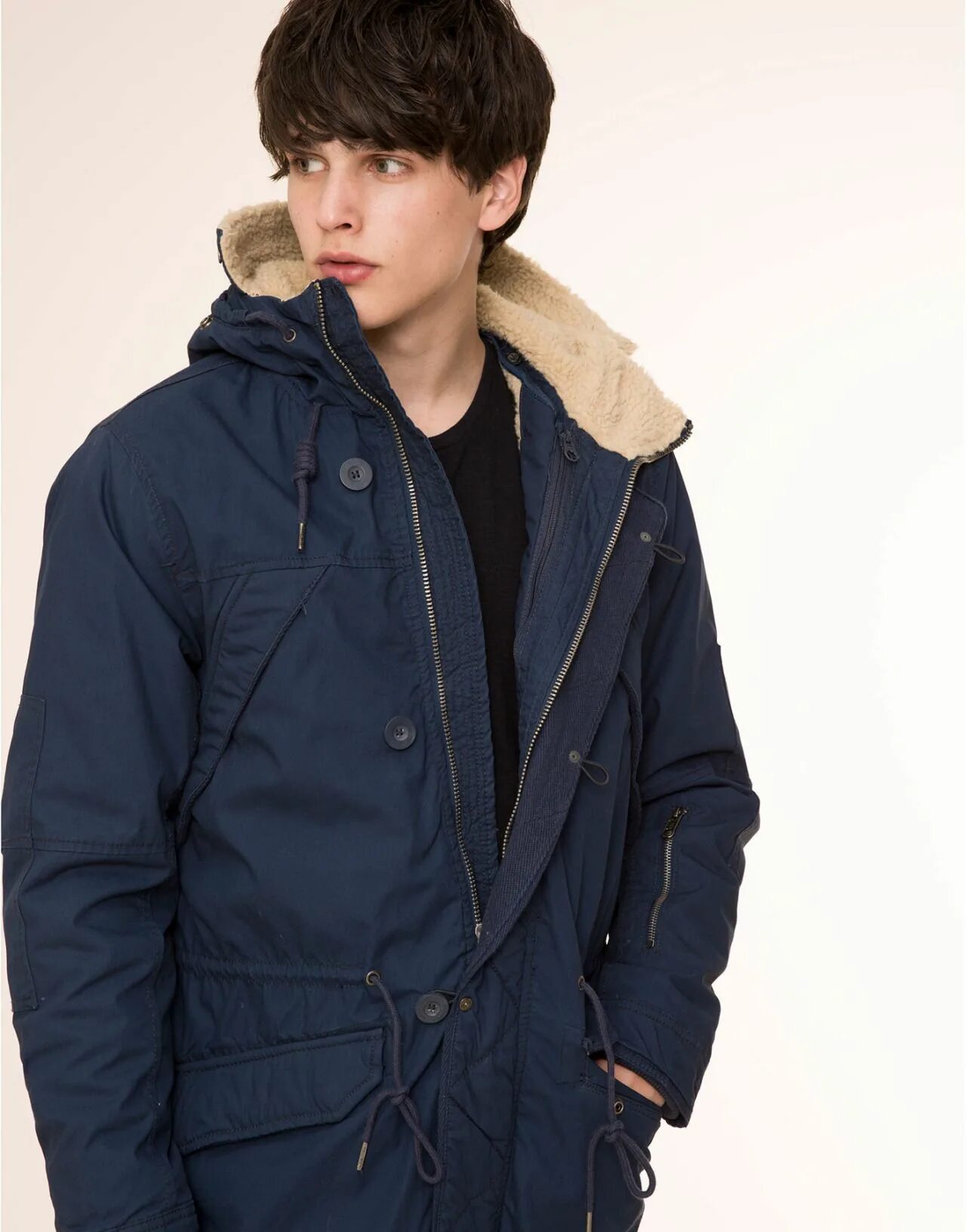Pull and bear куртка мужская зелёная. Куртка pull and bear мужская синяя. Pull bear одежда мужская куртки. Ветровка пул бир мужская. Куртка pull and bear мужская синяя.