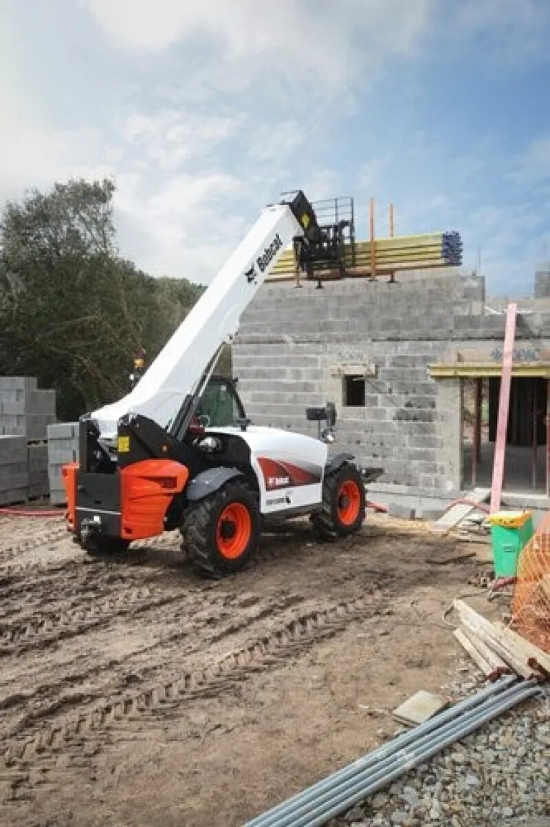 Телескопический погрузчик Бобкэт. Bobcat телескопический погрузчик 1998. Bobcat t35.130s. Телескопический трактор Бобкат т 22 50. Bobcat телескопический