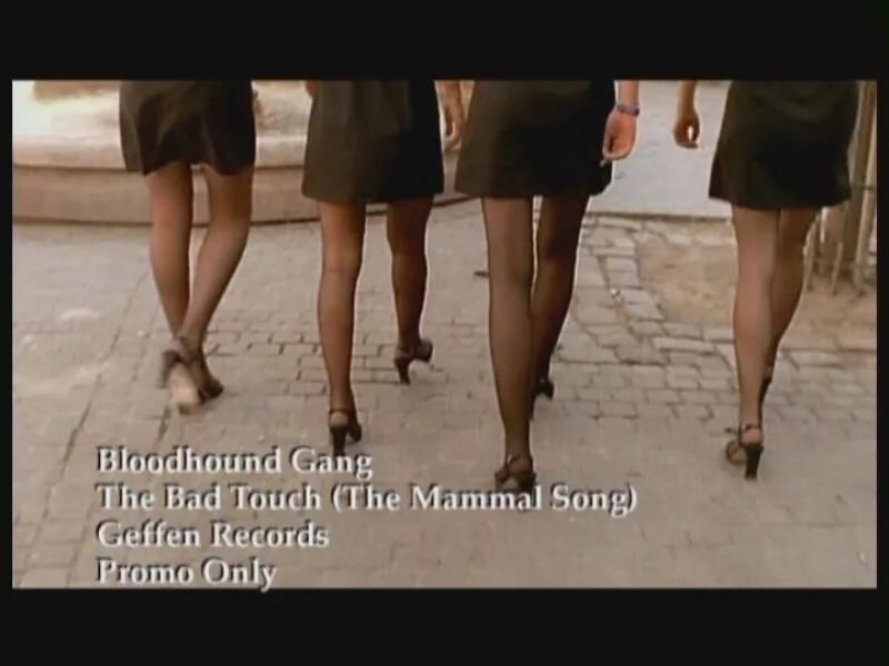 как переводится на русский touch. сленговые выражения в английском языке. переводчик переводчик. переводчик. английские слова.