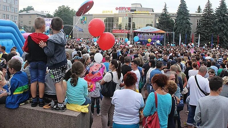 День металлурга в губкине. День металлурга губкин. С днем металлурга. День металлурга в губкине. День металлурга 2022.