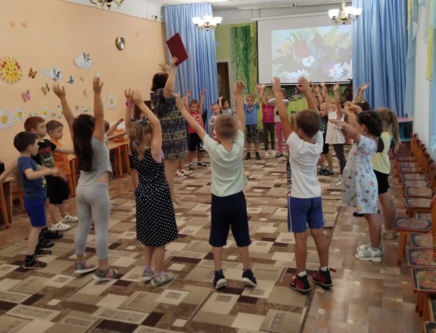 детская театрально-игровая программа «игровая суббота». развлекательная программа для детей. праздник с бабой ягой. фото дети игровая программа «сказочный чемпионат». игровая программа «путешествие в.