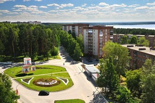 Город Заречный Свердловская область. Город Заречный Свердловская область набережная. Заречный (Свердловская область) города Свердловской области. Заречный Свердловская область Таховский бульвар.