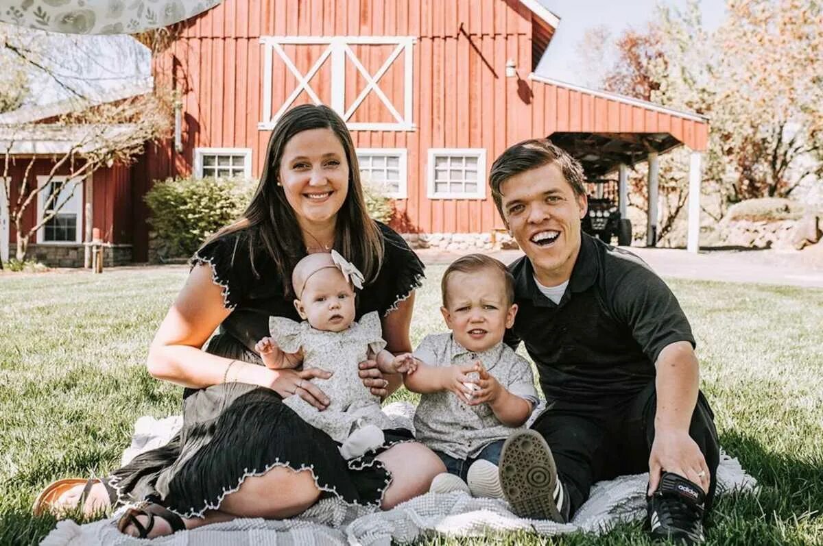 Ролофф. Закари ролофф. Джереми и одри ролофф дети. Зак ролофф. Ролофф семья.