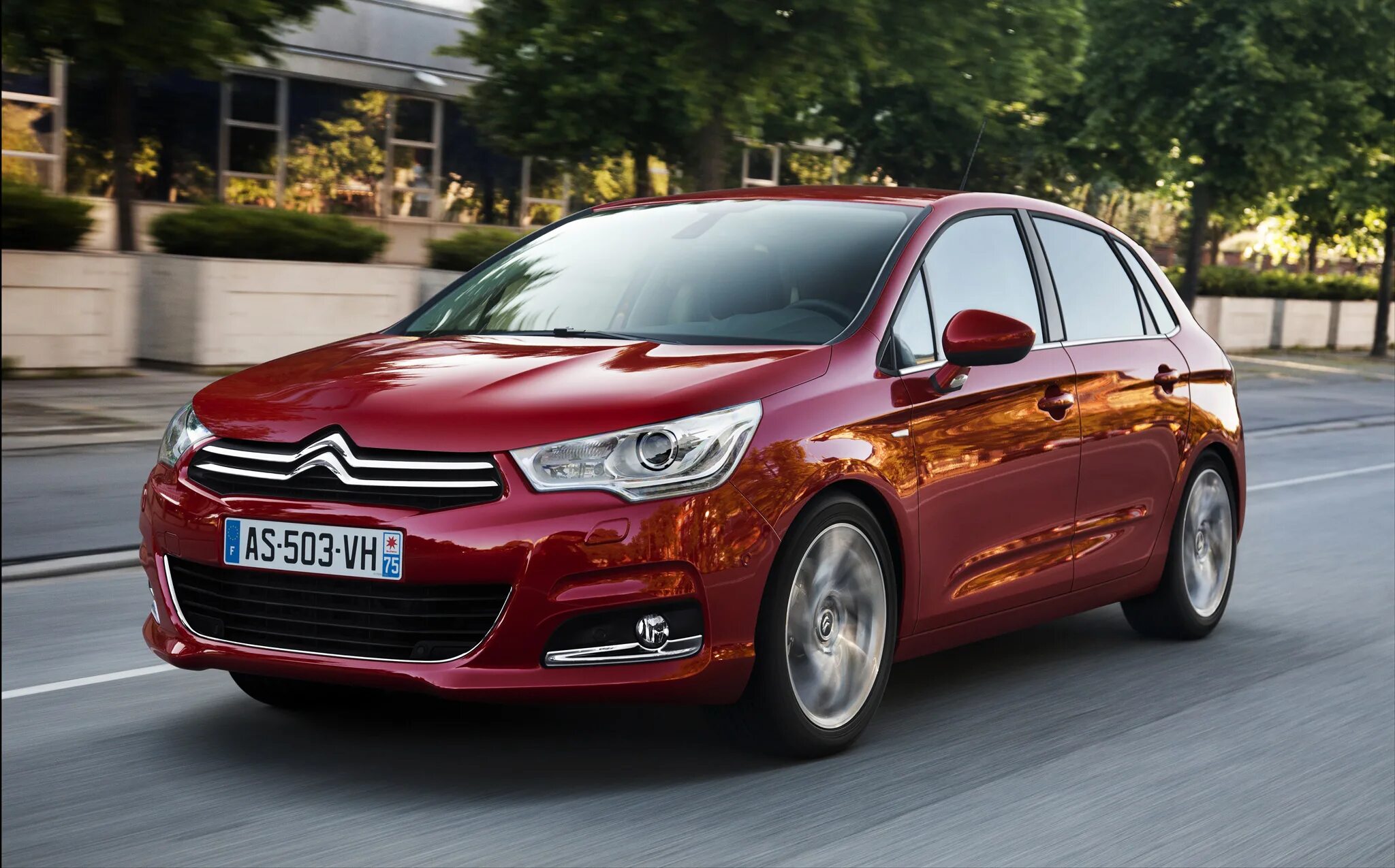 Марка ситроен страна. Citroen c4 хэтчбек. Citroen c4 II 2011. Citroen c4 2 хэтчбек. Ситроен c4 2010.