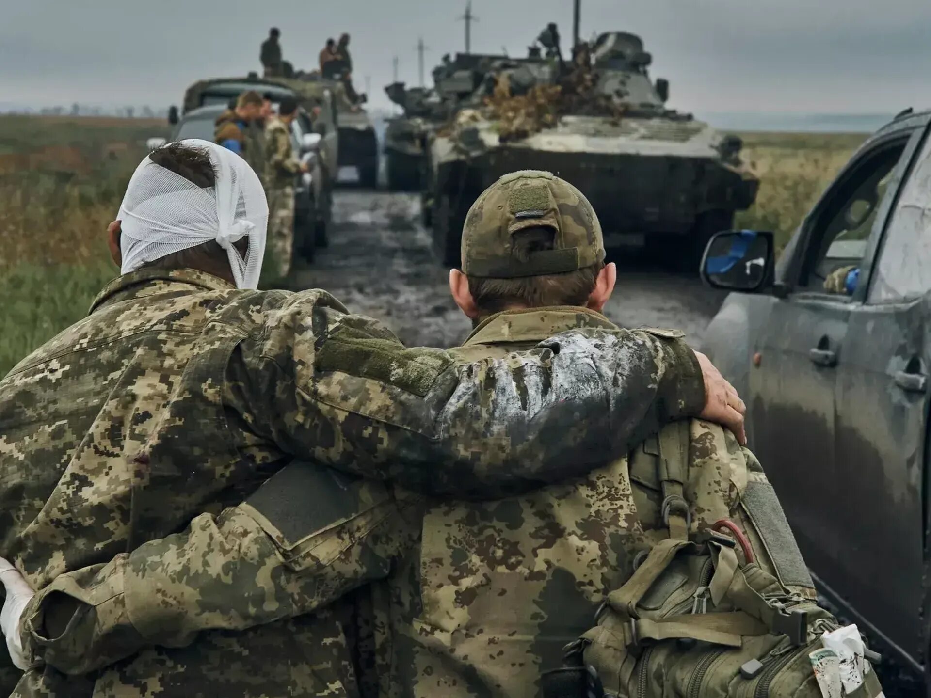 Потери всу на всех направлениях за сутки. Украинские военные.