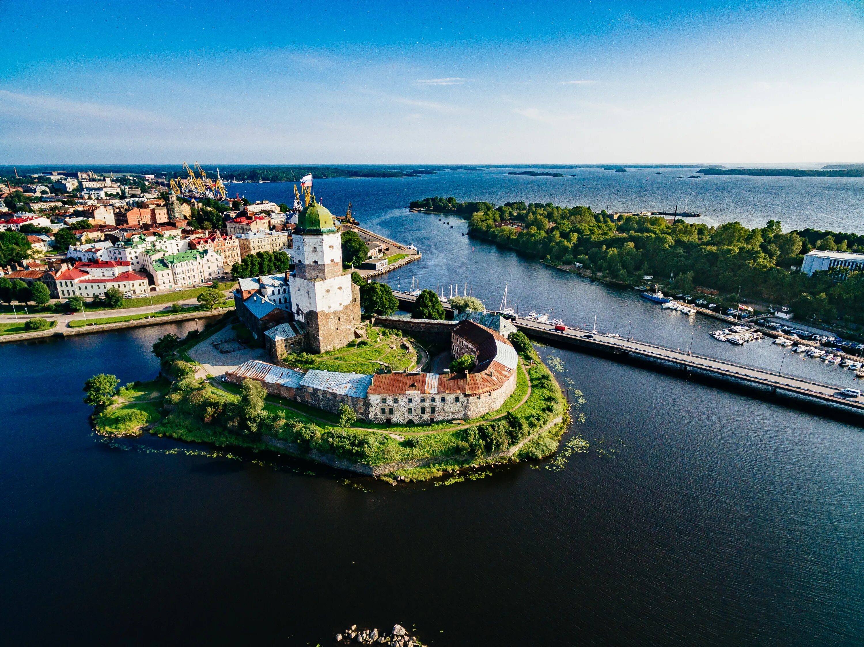 Выборг кронштадт. Выборгский замок панорама. карелия,выборг,кронштадт. выборг с воздуха.